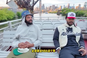 爺青回！德里克·羅斯與諾阿在芝加哥重聚，游艇上開(kāi)心聊天